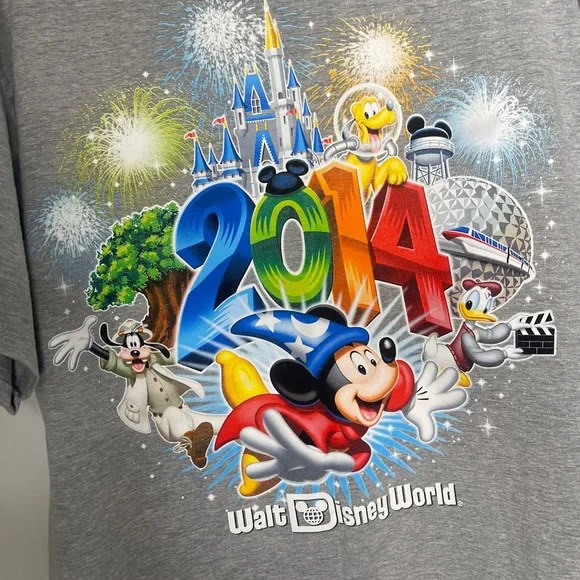 Walt Disney World 2014 Gray XL Tshirt - Picture 3 of 4
